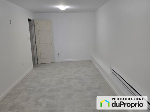 10398A Boul Saint-Micheal, Montréal-Nord for rent