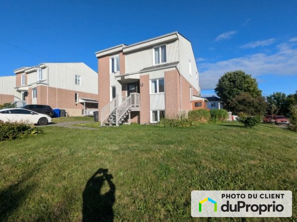 B-390 rue du Charron, St-Augustin-De-Desmaures for rent