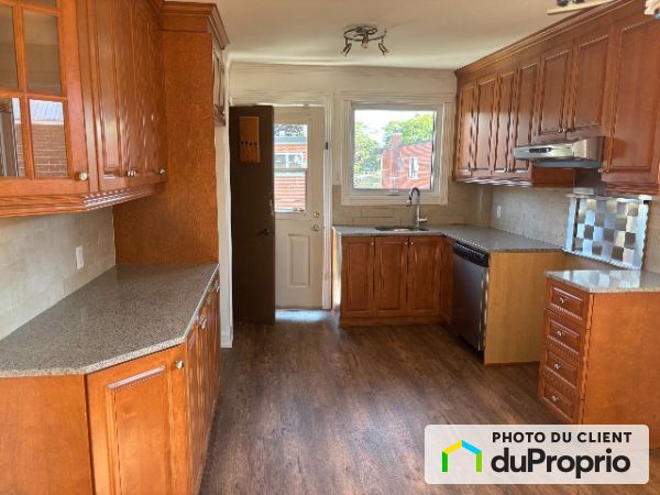 8643, rue de Nevers, Saint-Léonard à louer