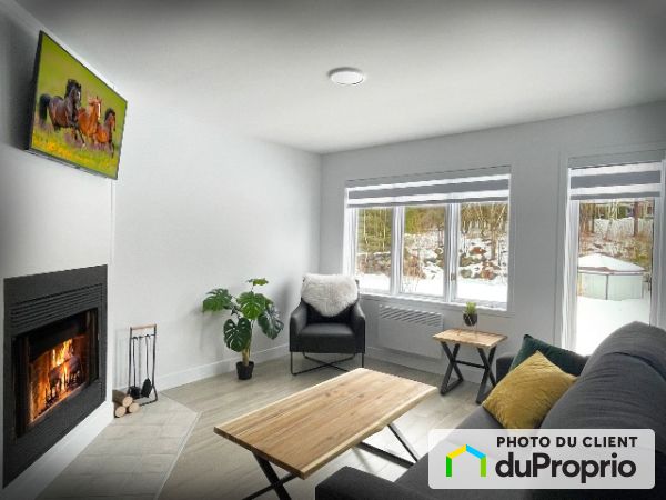 3159 rue Principal Ouest, Orford for rent