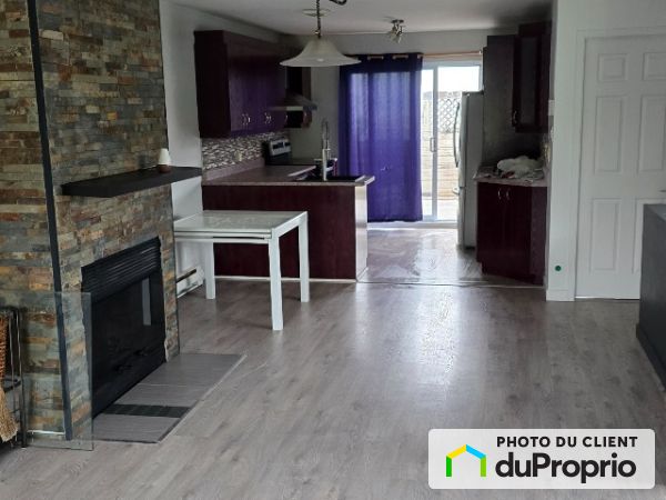 149 rue Principale Sud, Delson for rent