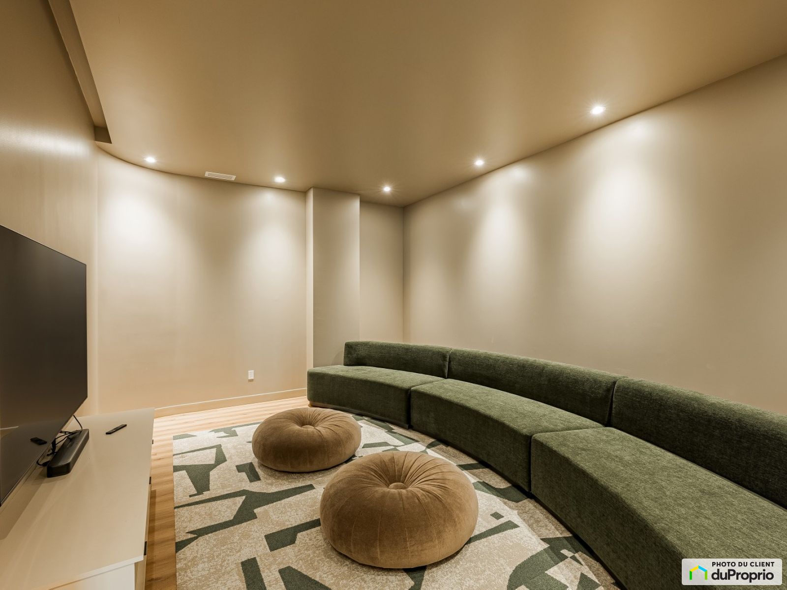3000, rue Modugno - Studio - Infiniti — photo 2