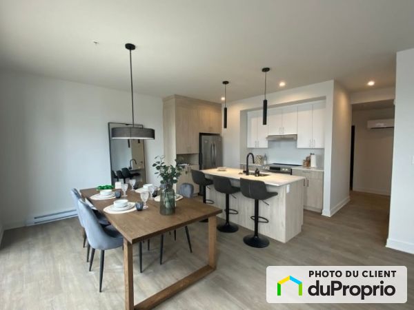 13265 boulevard du Curé-Labelle, Mirabel for rent