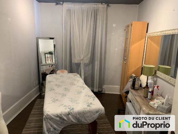 262 boulevard Ste-Rose, Ste-Rose for rent