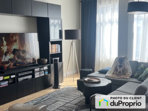 300-219 Boul Charest Est, Saint-Roch for rent