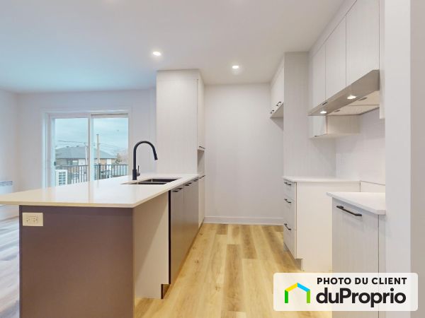 305-56 Sauriol, Laval-des-Rapides for rent