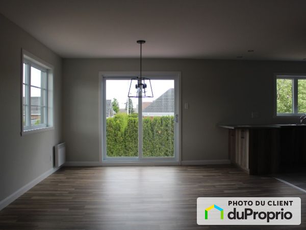 573, des chênes, St-Bernard à louer