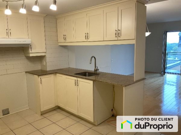 Apartment Kitchen - 909-1300 chemin Sainte-Foy, Saint-Sacrement for rent