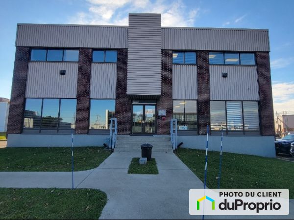 210-650 Graham-Bell, Ste-Foy for rent