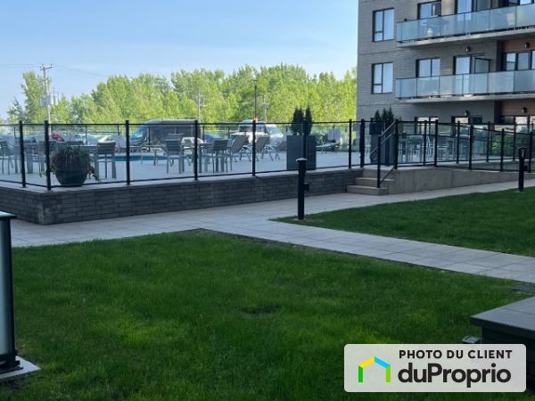 103-3580 boulevard Saint-Elzéar, Chomedey for rent