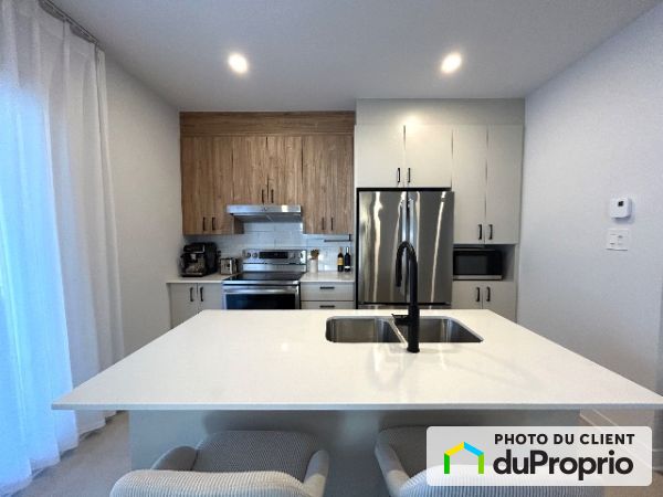 419 rue du Clos-des-réas, Prévost for rent