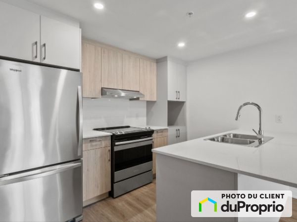 2211, Harry-Halton, Saint-Laurent à louer