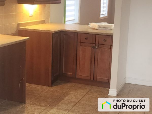 3-4 Rue Ouimet Ouest, Laval-des-Rapides for rent