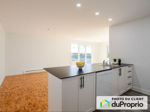 10 avenue Vermont, Pointe-Claire for rent