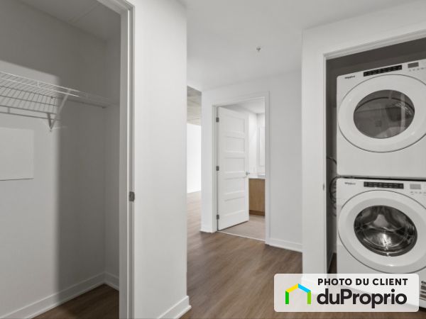 2211, Harry Halton, Saint-Laurent à louer