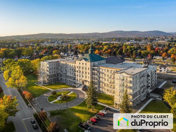 37 avenue des Cascades, Beauport for rent