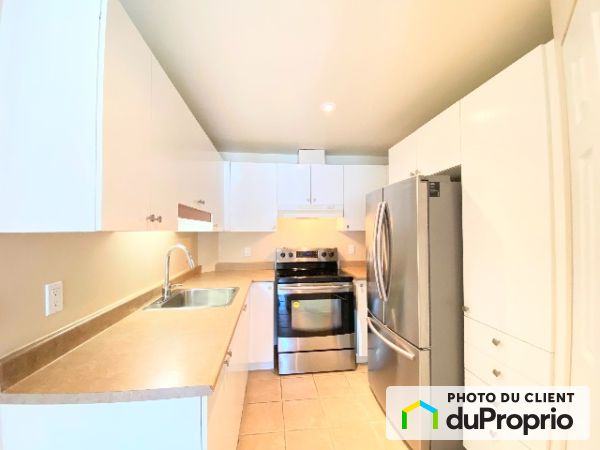 7260, AV DE BEAUFORT, Anjou à louer