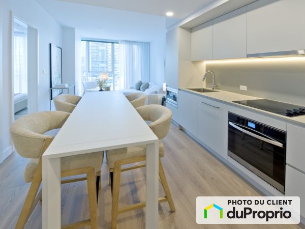 1, Square Phillips, Ville-Marie (Centre-Ville et Vieux-Montréal) à louer