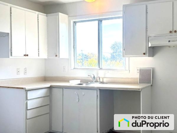 2445, RUE NANTEL, Brossard à louer