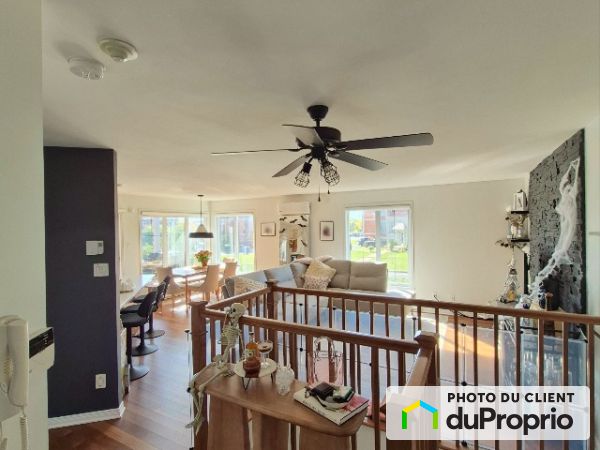 3-8865, Croissant du Louvre, Brossard à louer