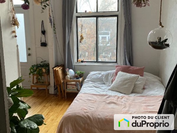 Chambre - 1219, Plessis, Ville-Marie (Centre-Ville et Vieux-Montréal) à louer