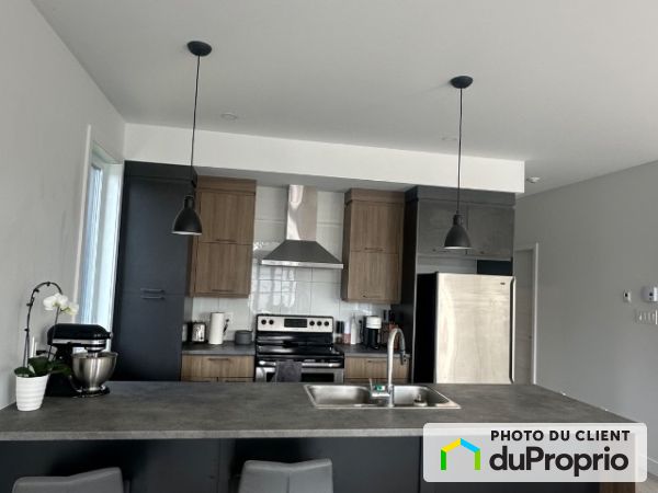 301-151 de toronto, Cowansville for rent