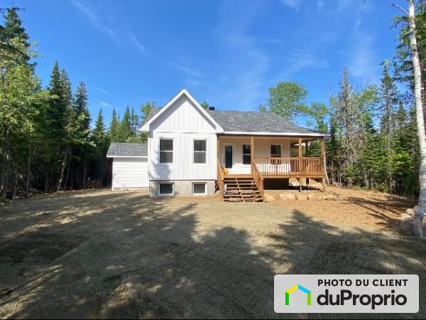 21, rg st jérome, St-Urbain à louer