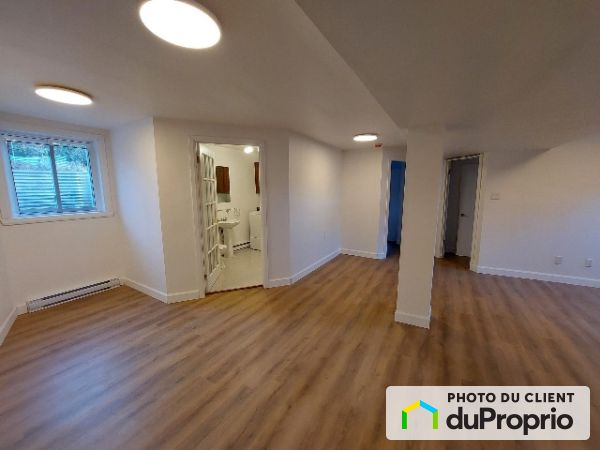 Living / Dining Room - 762 Avenue du Château, Ste-Foy for rent