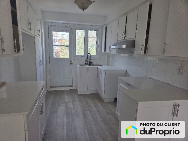 8146 Giguère, LaSalle for rent