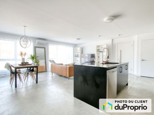 330-5725 Ch. Chambly, Longueuil (St-Hubert) for rent