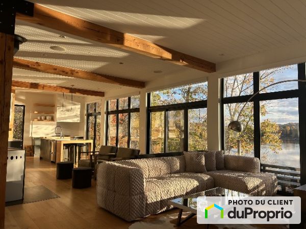 23, avenue des Friquets, Esterel à louer