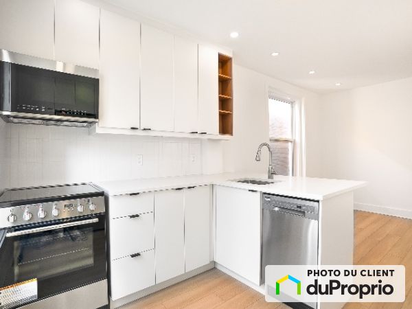 19-2114, Claremont, Westmount à louer