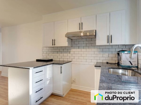 . rue Roy, Mirabel (St-Janvier) for rent