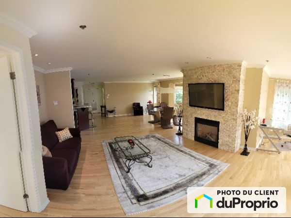 201-70 Hauts-Bois, Mont-St-Hilaire for rent