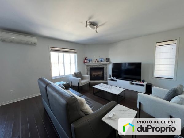 302-380, rue Sylvio-Mantha, Vaudreuil-Dorion à louer