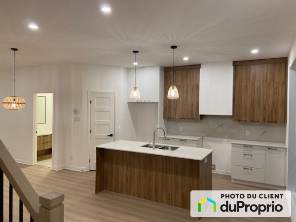 3863 rue Paré, Longueuil (St-Hubert) for rent