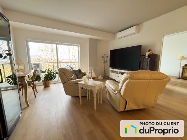 205-805 Saint-Joseph, Lévis for rent