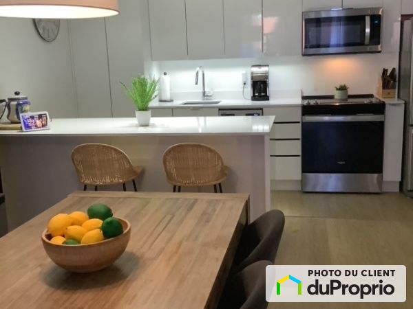 203-405 Monseigneur-Gauvreau, Saint-Roch for rent