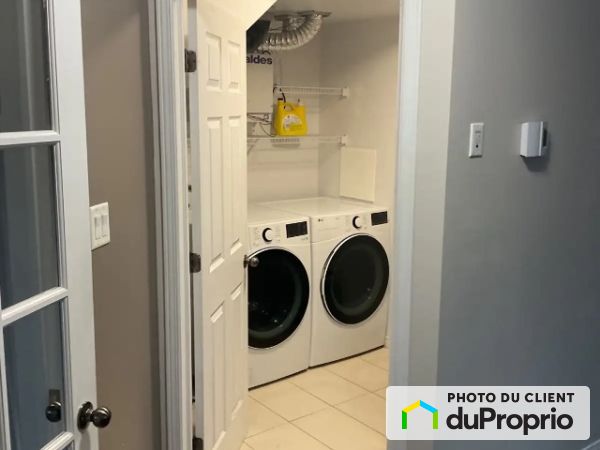 3693 18e rue, Laval-Ouest for rent