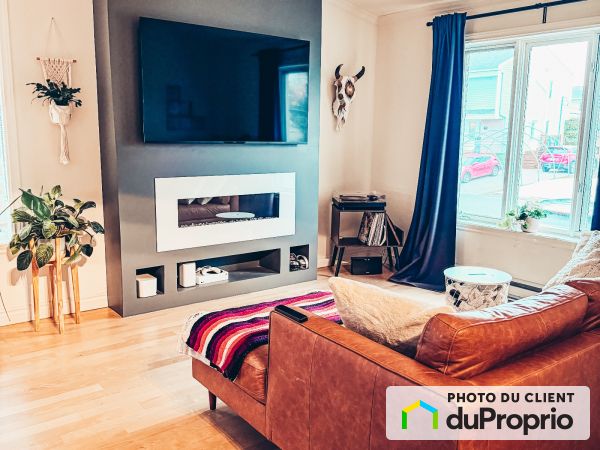 1053 Rue Vaillancourt, St-Émile for rent