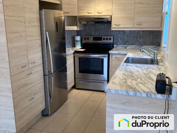 6-520 rue Odette-Olingy, Laval-des-Rapides for rent