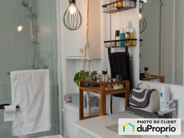 1888, galt ouest, Sherbrooke (Mont-Bellevue) à louer