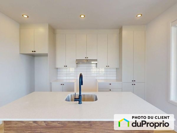 5 1/2-201 avenue Louis-Lévesque, Otterburn Park for rent