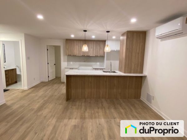 3861 rue Paré, Longueuil (St-Hubert) for rent