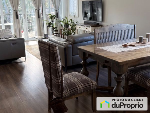 302-951, rue des Skieurs, Bromont à louer