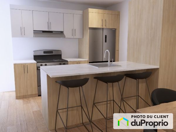 830, boulevard de l&#39;Industrie, St-Paul à louer