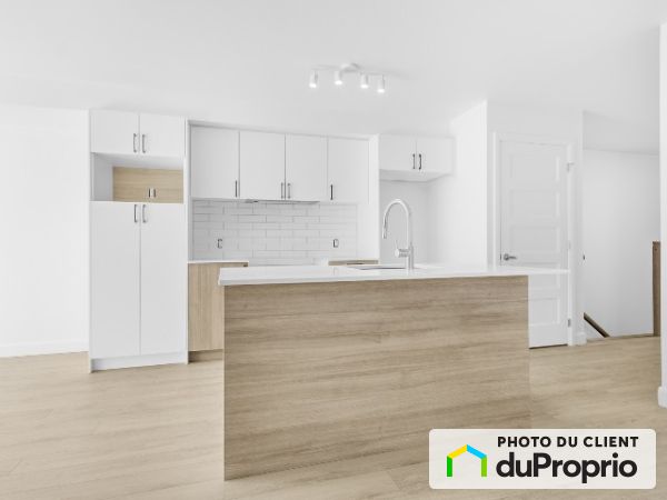 21 rue Boisclerc, Limoilou for rent