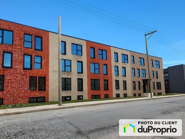 2490 rue du Quesne, Rosemont / La Petite Patrie for rent