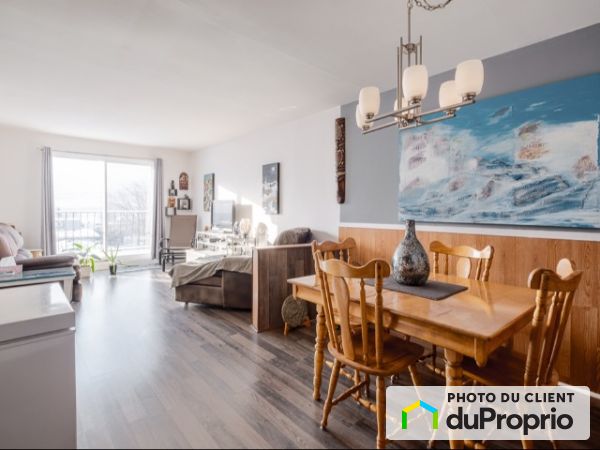 8-63 Xavier-Giroux, Beauport for rent