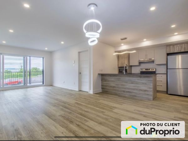 Salle à manger - 302-161, boulevard Saint-Elzéar Ouest, Vimont à louer